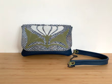 Charger l'image dans la galerie, Pochette Horta Python bleue