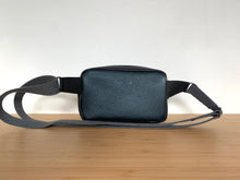 Charger l'image dans la galerie, Sacoche Horta noire et marine