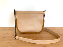 Charger l&#39;image dans la galerie, Besace Gloria beige