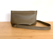 Charger l'image dans la galerie, Besace Maureen taupe