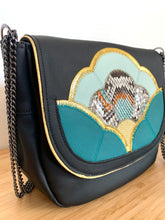Charger l'image dans la galerie, Besace Gloria noire et bleue