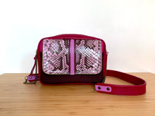Charger l'image dans la galerie, Besace Memphis bordeaux