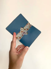 Charger l'image dans la galerie, Porte-carte Jeanne bleu