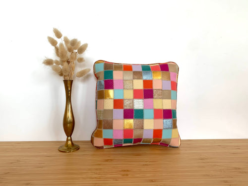 Coussin patchwork pastel