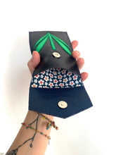 Charger l'image dans la galerie, Pochette lunettes Pépé marine