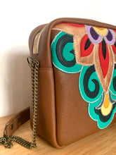 Charger l'image dans la galerie, Besace Karma camel