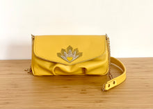 Charger l'image dans la galerie, Mini Ex Voto jaune