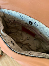 Charger l&#39;image dans la galerie, Besace Tabatha camel