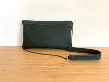 Charger l'image dans la galerie, Pochette Jeanne vert foncé