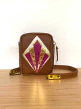 Charger l'image dans la galerie, Sacoche Psyché camel