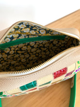 Charger l&#39;image dans la galerie, Besace Patchwork Suki