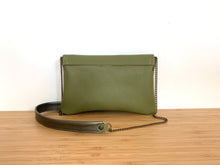 Charger l&#39;image dans la galerie, Pochette Jeanne kaki