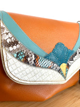Charger l'image dans la galerie, Besace Georgette camel