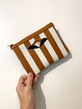 Charger l'image dans la galerie, Trousse Pépé rayée camel