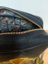 Charger l'image dans la galerie, Sacoche Psyché noire