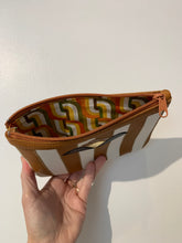Charger l'image dans la galerie, Trousse Pépé rayée camel