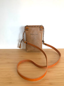 Pochette portable camel