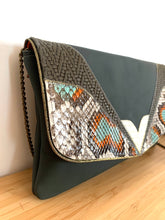 Charger l'image dans la galerie, Pochette Jeanne vert foncé