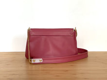 Charger l'image dans la galerie, Besace Georgette framboise