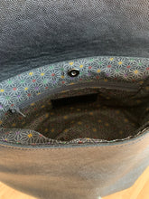 Charger l&#39;image dans la galerie, Sac Amour croco noir