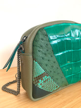 Charger l&#39;image dans la galerie, Besace Sam kaki croco