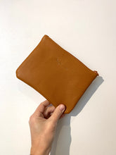 Charger l'image dans la galerie, Trousse Pépé rayée camel