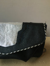 Charger l&#39;image dans la galerie, Mini sac Popeye noir