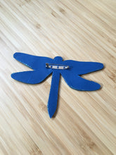 Charger l&#39;image dans la galerie, Broche Libellule bleue