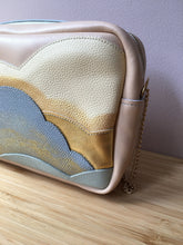 Charger l&#39;image dans la galerie, Petite Sacoche Clouds pastel jaune