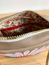 Charger l&#39;image dans la galerie, Grande Sacoche Alma beige