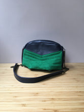 Charger l&#39;image dans la galerie, Besace Poppy marine et bleue